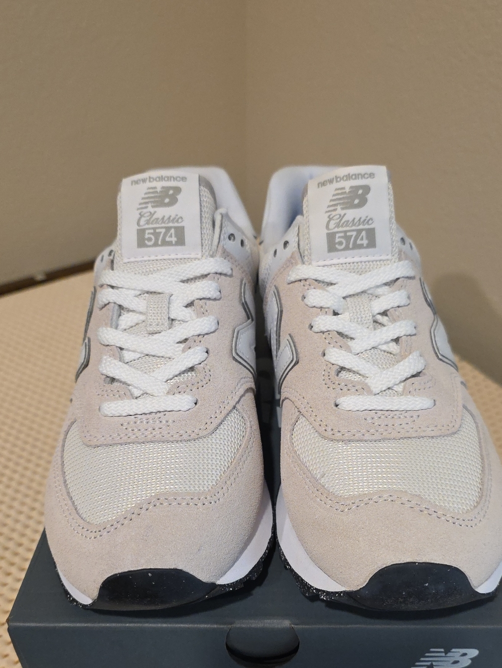 New Balance 574 Core Sneakers - Grey White US 7.5 Womens - Picture 2 of 8